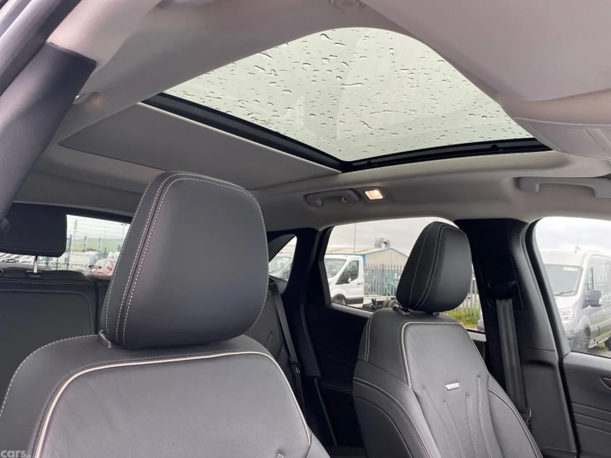 Ford Kuga MPV, Petrol Plug-in Hybrid, 2022, Grey
