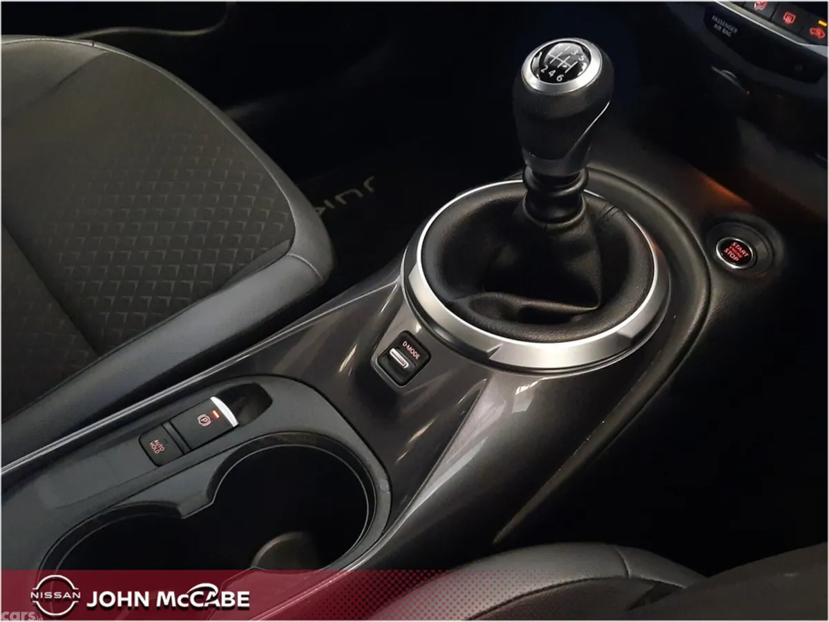 Nissan Juke MPV, Petrol, 2024, Grey