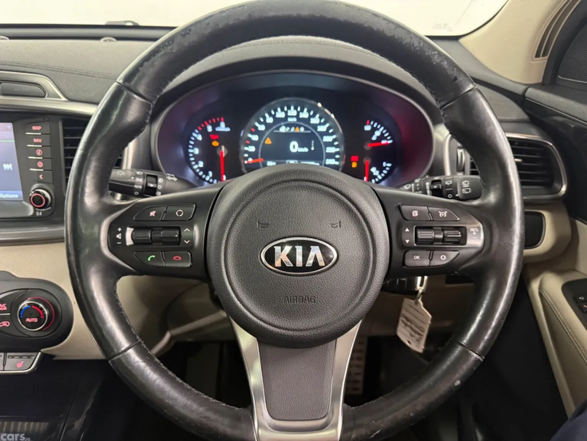 Kia Sorento SUV, Diesel, 2015, Grey