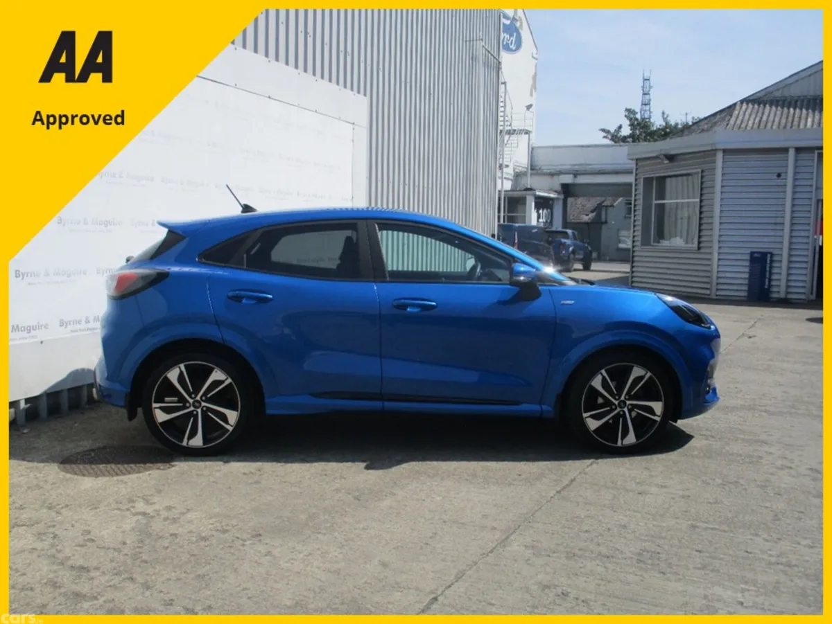 Ford Puma MPV, Petrol Hybrid, 2022, Blue