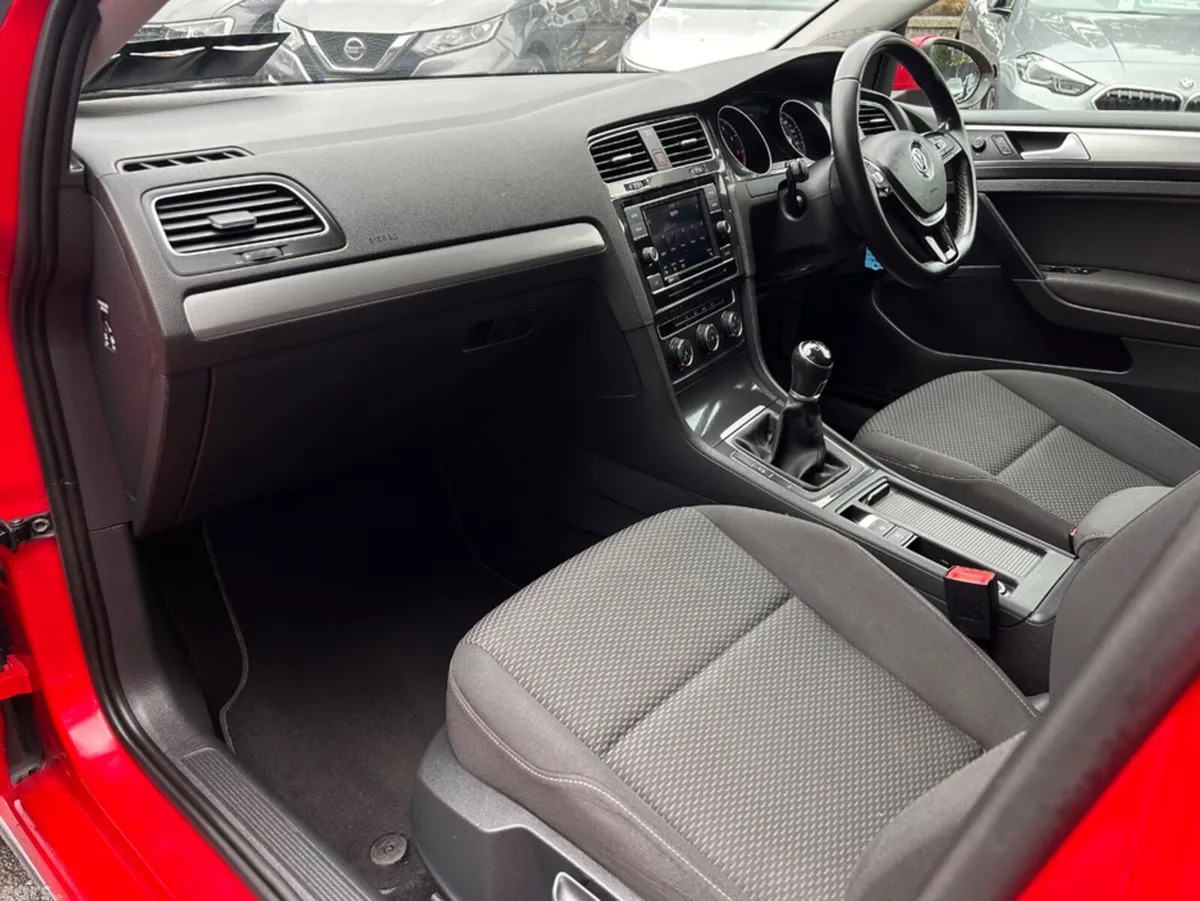 Volkswagen Golf Hatchback, Petrol, 2019, Red