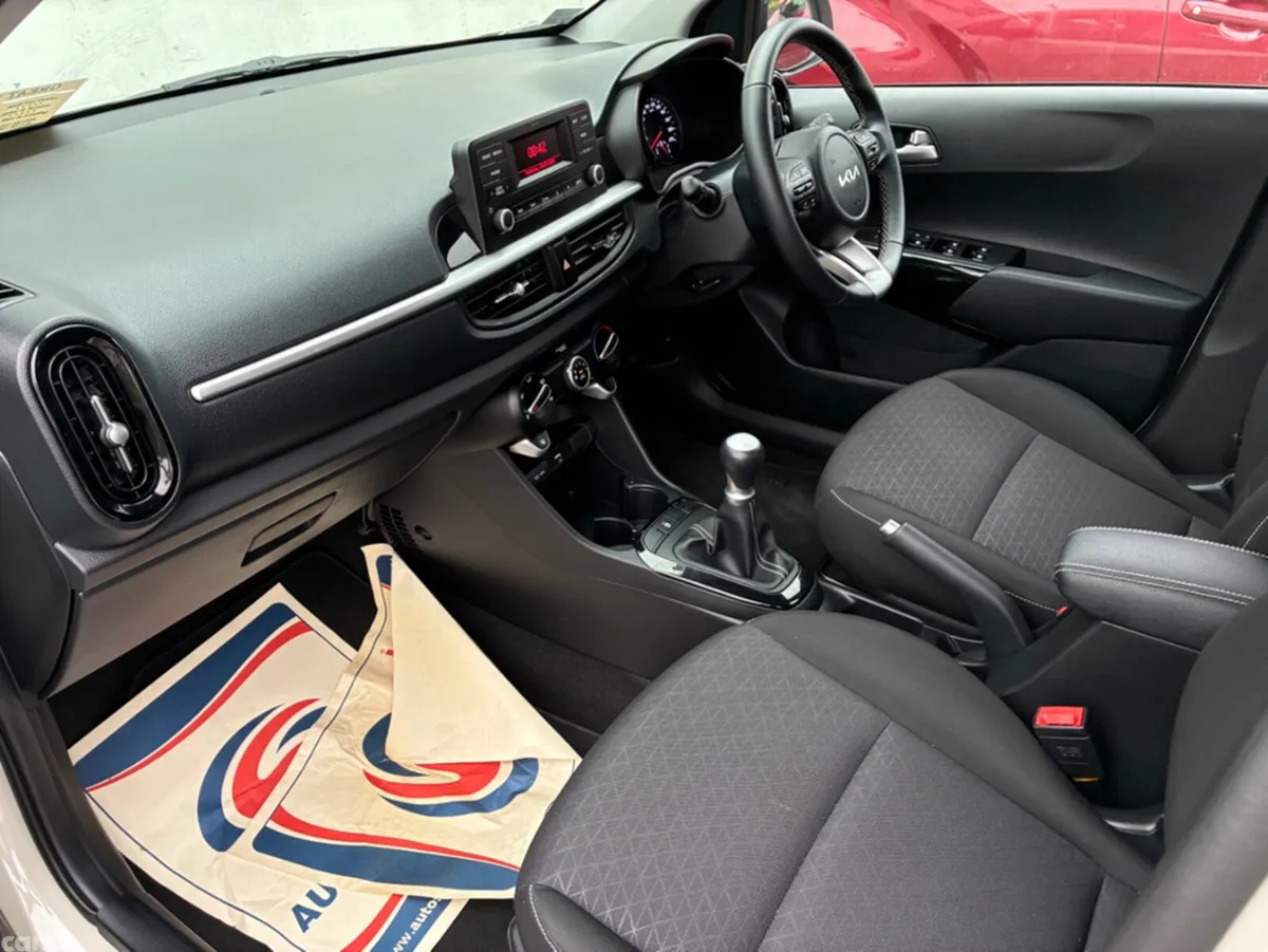 Kia Picanto Hatchback, Petrol, 2024, Yellow