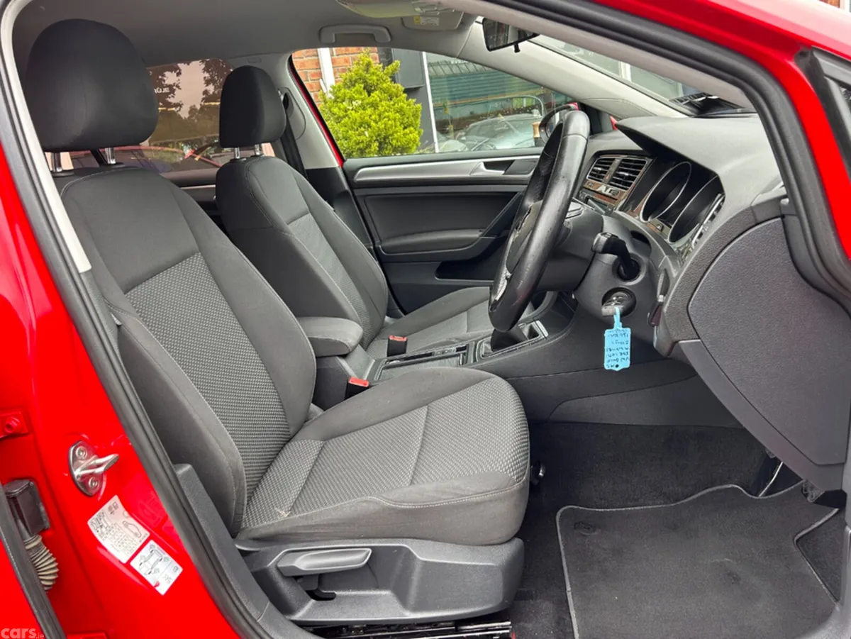 Volkswagen Golf Hatchback, Petrol, 2019, Red