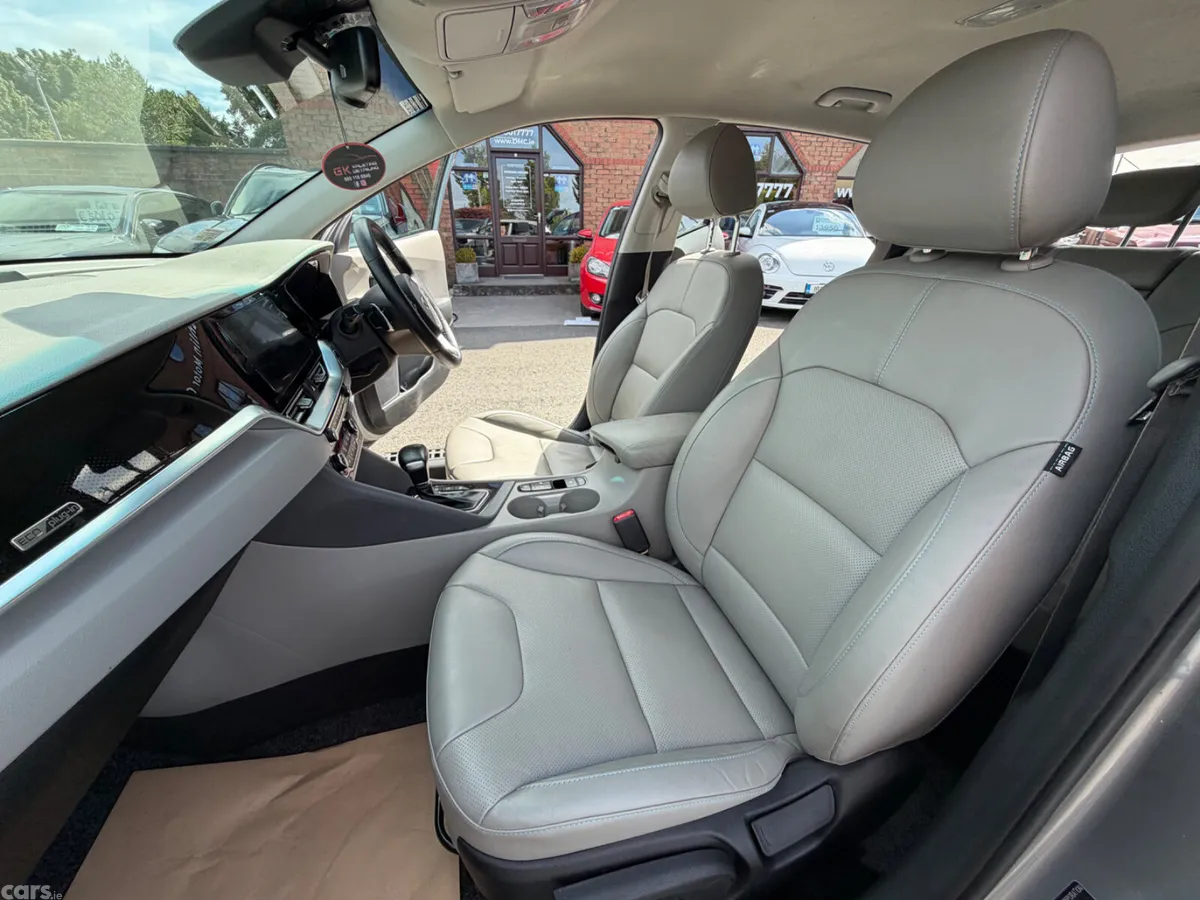 Kia Niro SUV, Petrol Plug-in Hybrid, 2021, Grey