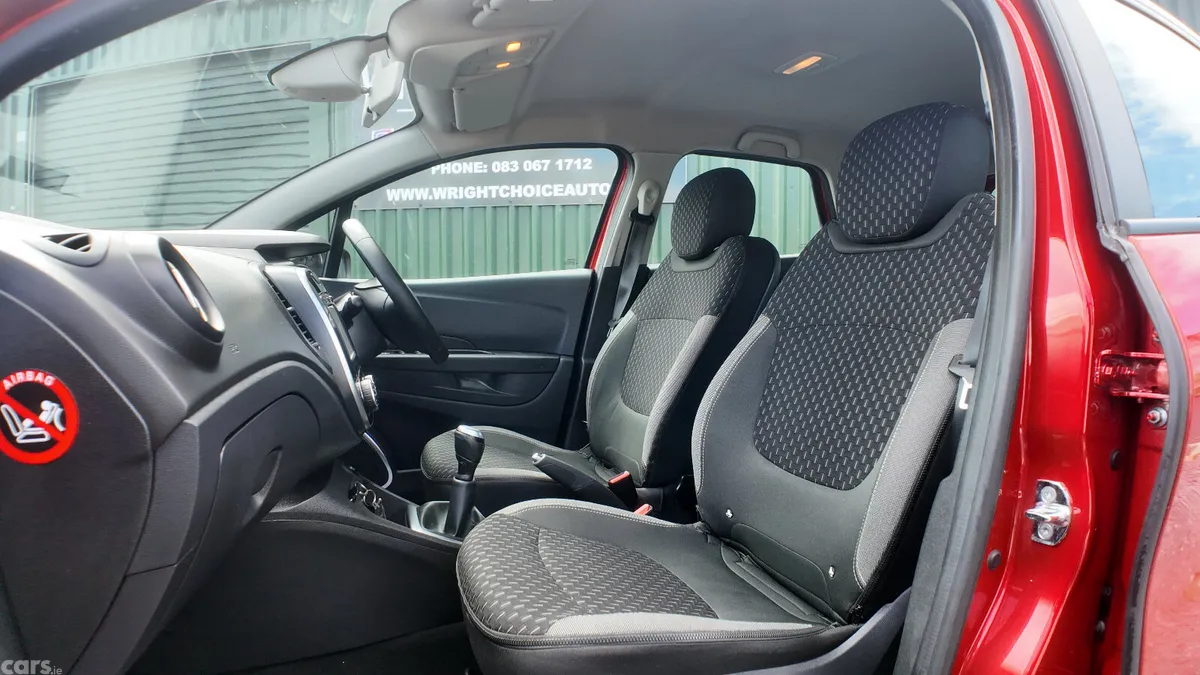 Renault Captur Hatchback, Diesel, 2018, Red