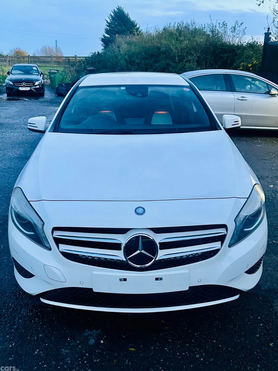 Mercedes-Benz A-Class Hatchback, Petrol, 2014, White