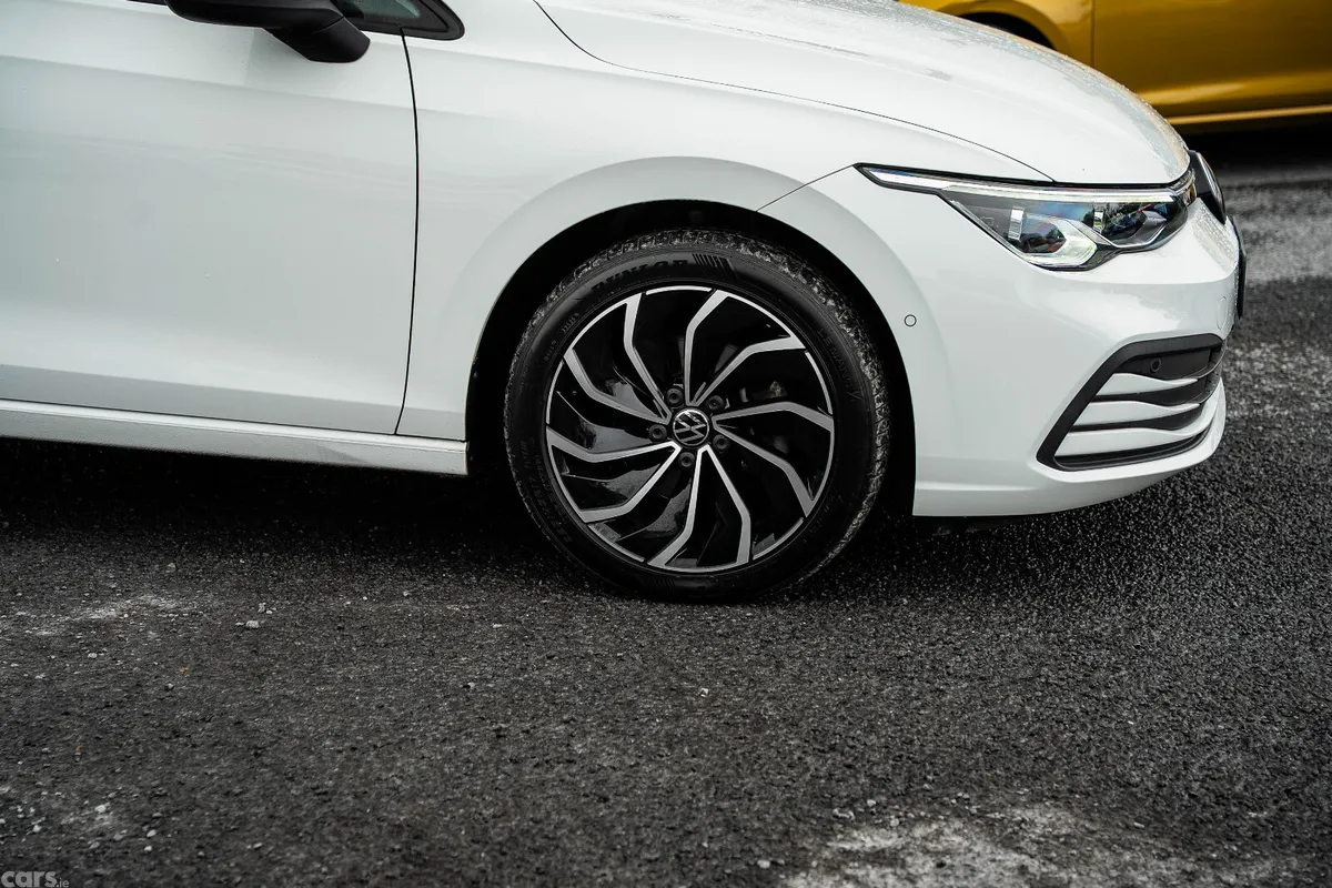 Volkswagen Golf Hatchback, Diesel, 2022, White