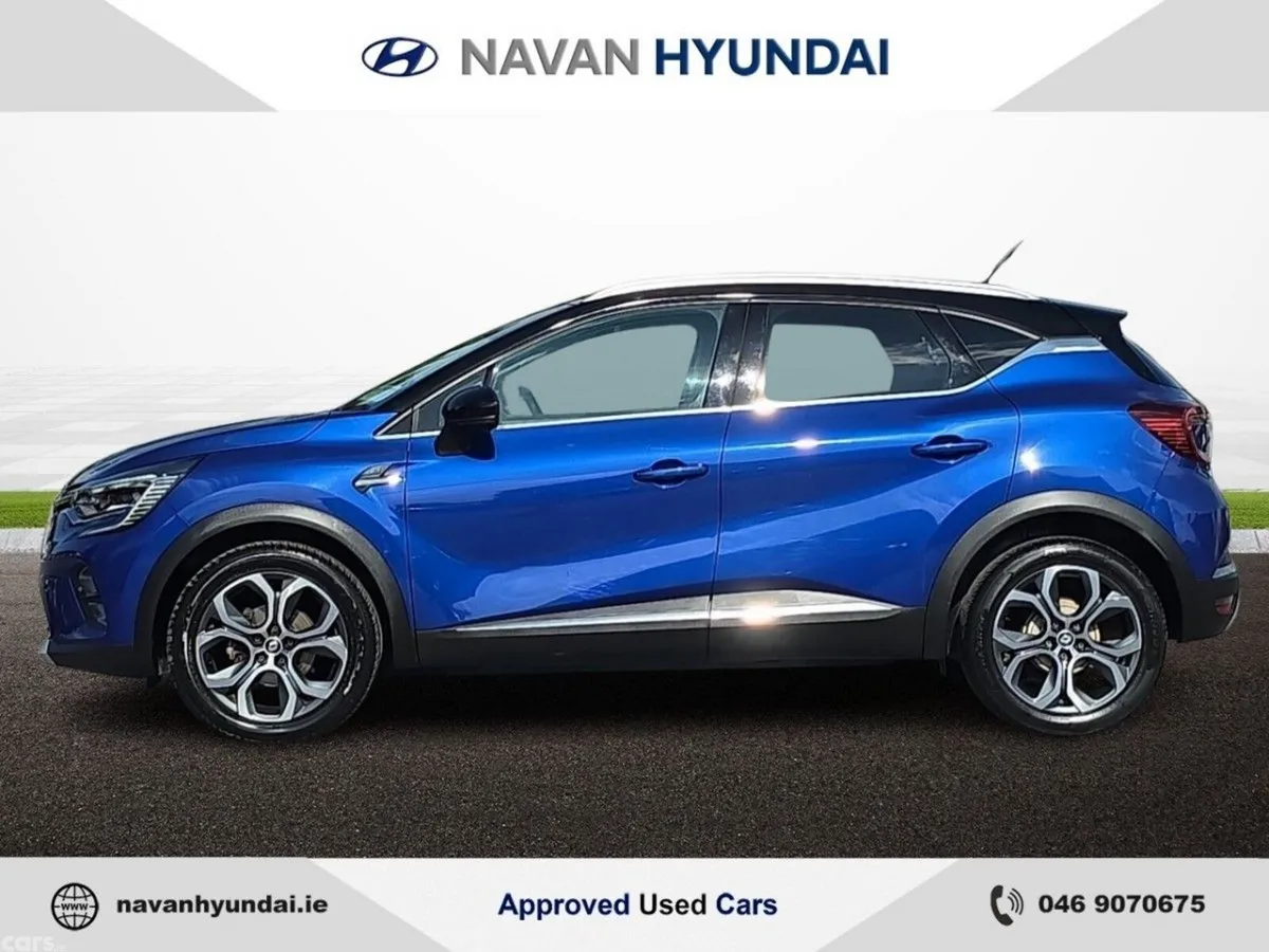 Renault Captur Hatchback, Petrol, 2022, Blue