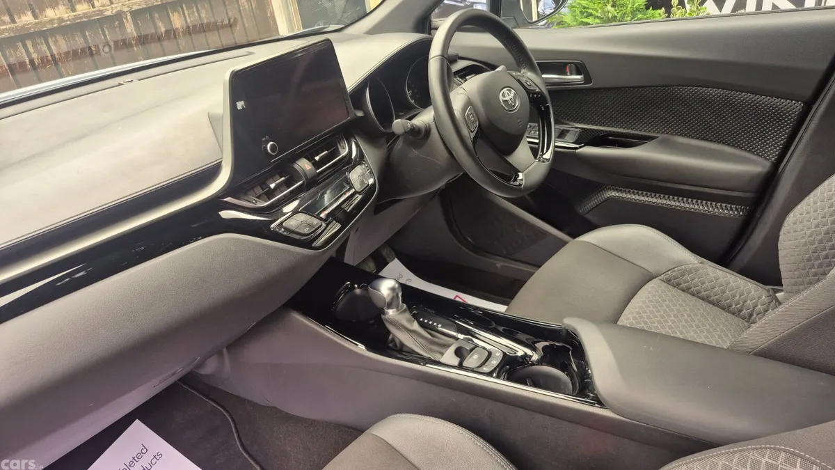 Toyota C-HR Hatchback, Petrol, 2023, Grey
