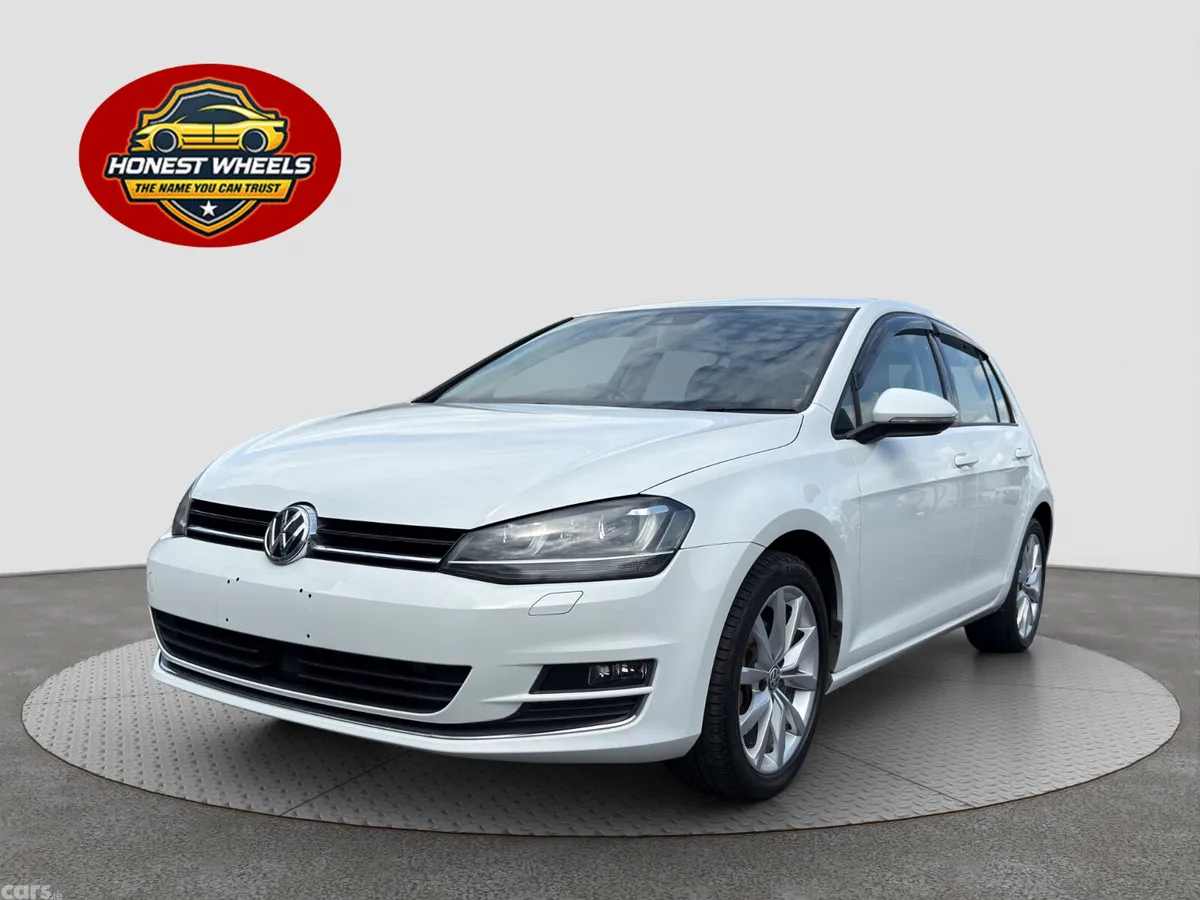 Volkswagen Golf Hatchback, Petrol, 2016, White