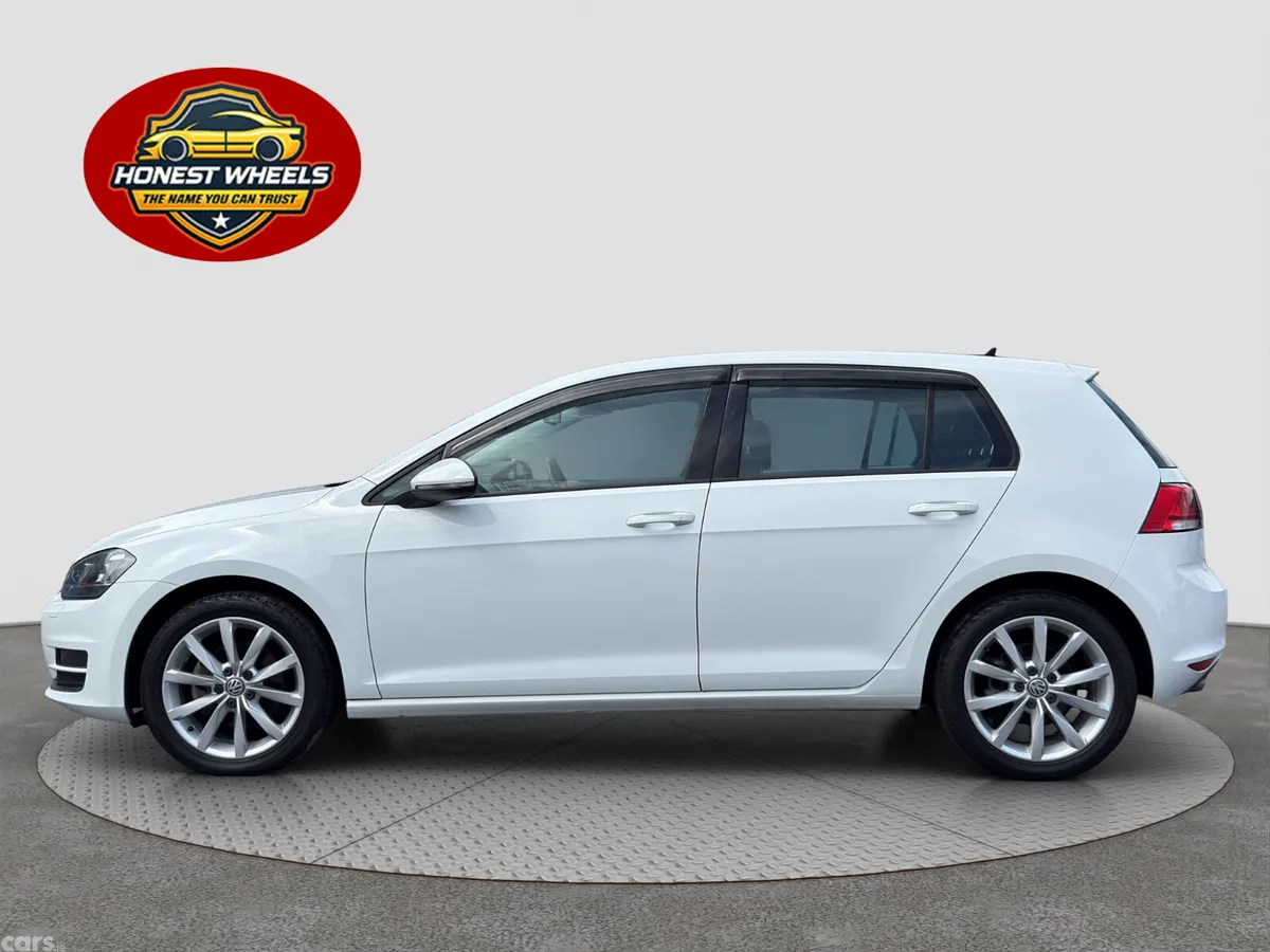 Volkswagen Golf Hatchback, Petrol, 2016, White