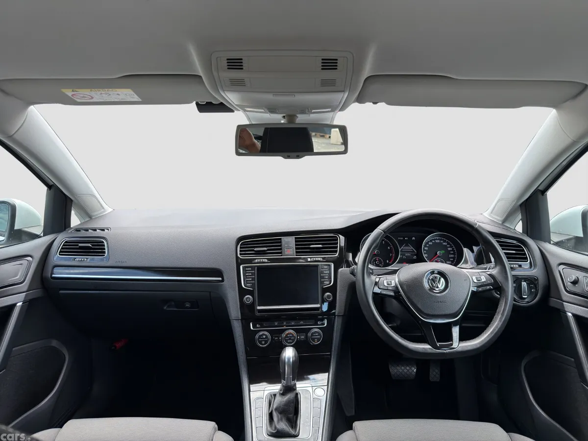 Volkswagen Golf Hatchback, Petrol, 2016, White