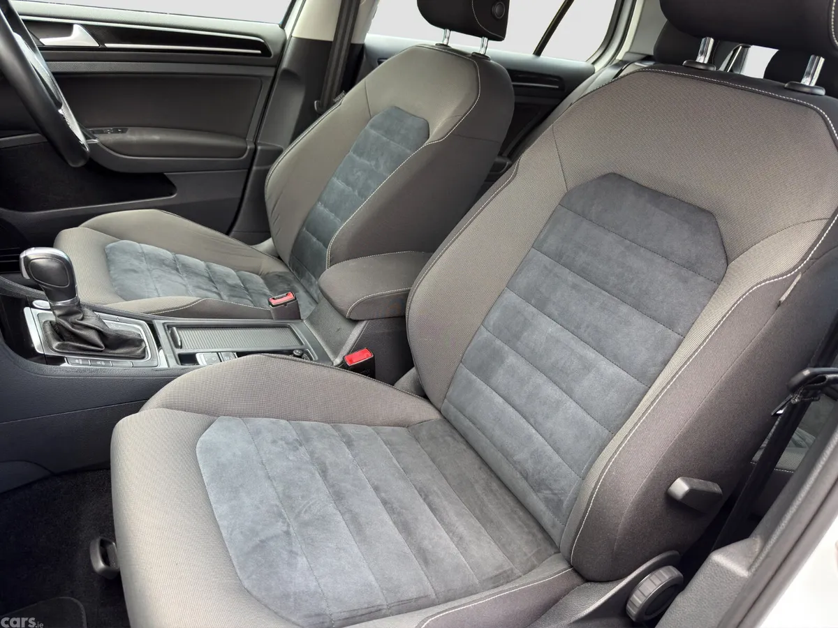 Volkswagen Golf Hatchback, Petrol, 2016, White