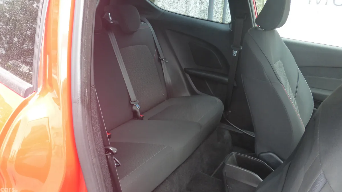Ford Fiesta Hatchback, Petrol, 2018, Red