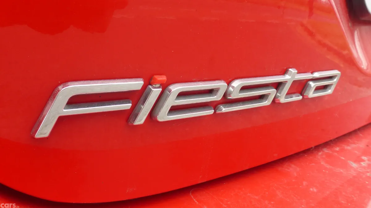 Ford Fiesta Hatchback, Petrol, 2018, Red