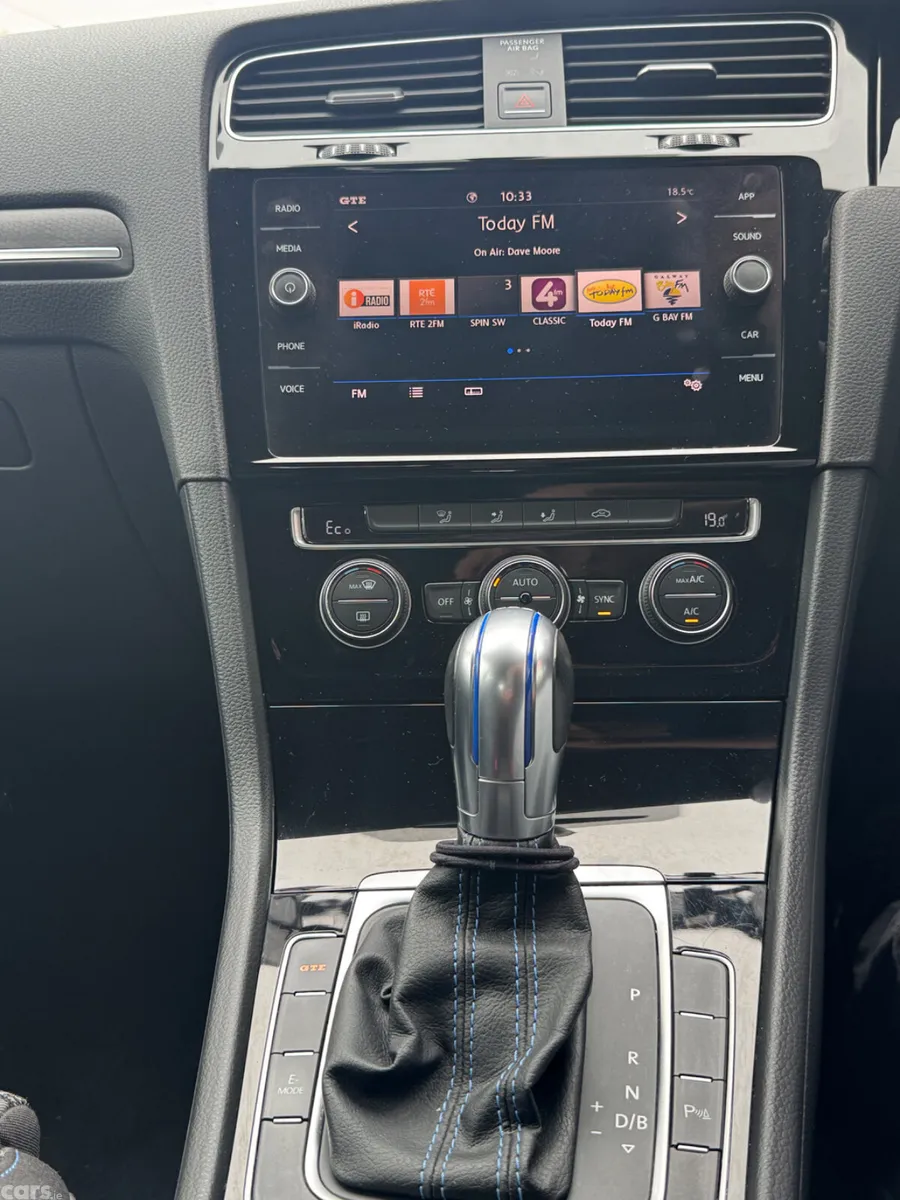 Volkswagen Golf Hatchback, Petrol Plug-in Hybrid, 2018, Grey