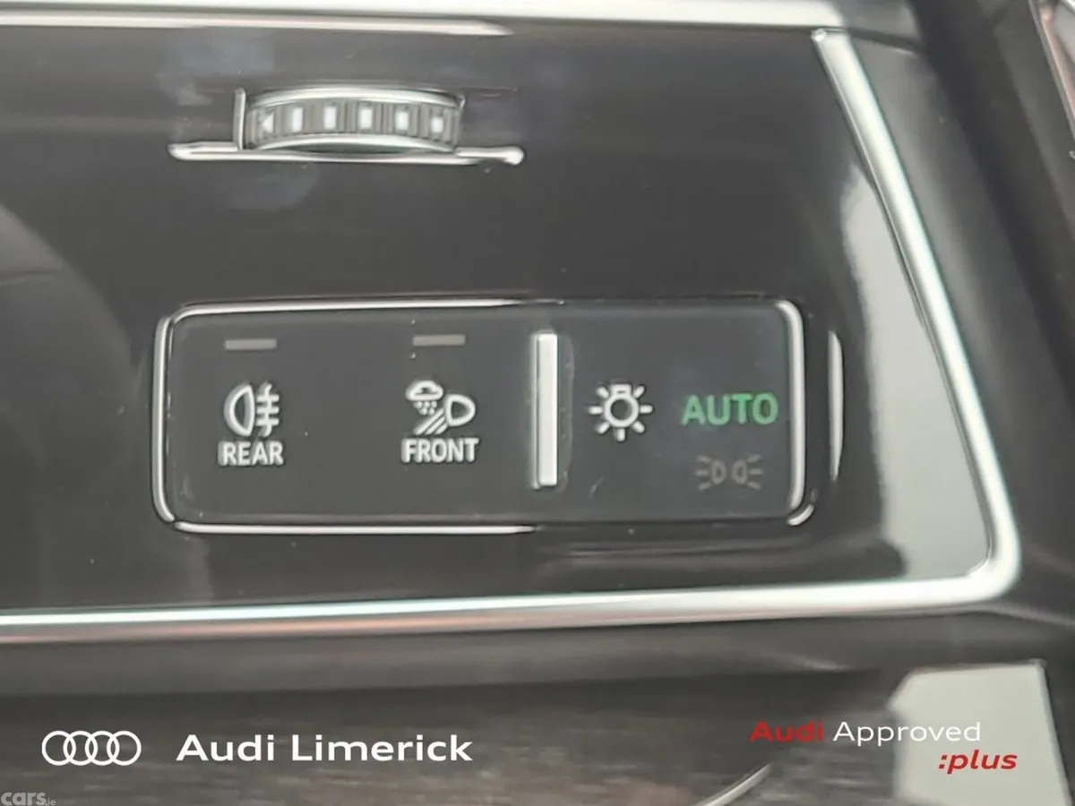 Audi Q8 SUV, Petrol Plug-in Hybrid, 2026, Blue