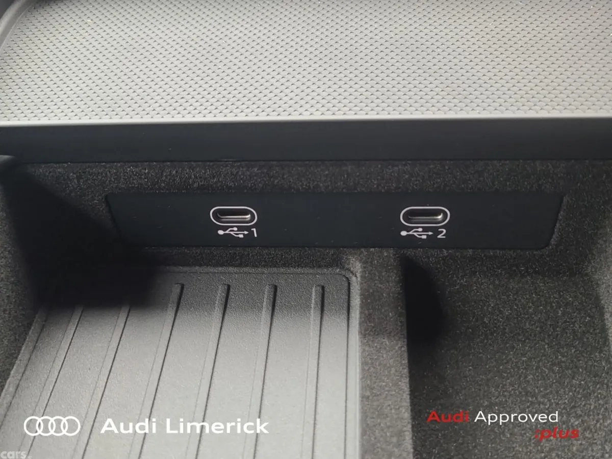 Audi Q8 SUV, Petrol Plug-in Hybrid, 2026, Blue