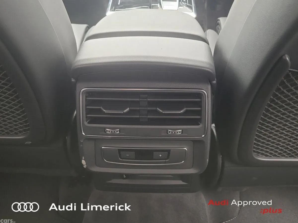 Audi Q8 SUV, Petrol Plug-in Hybrid, 2026, Blue