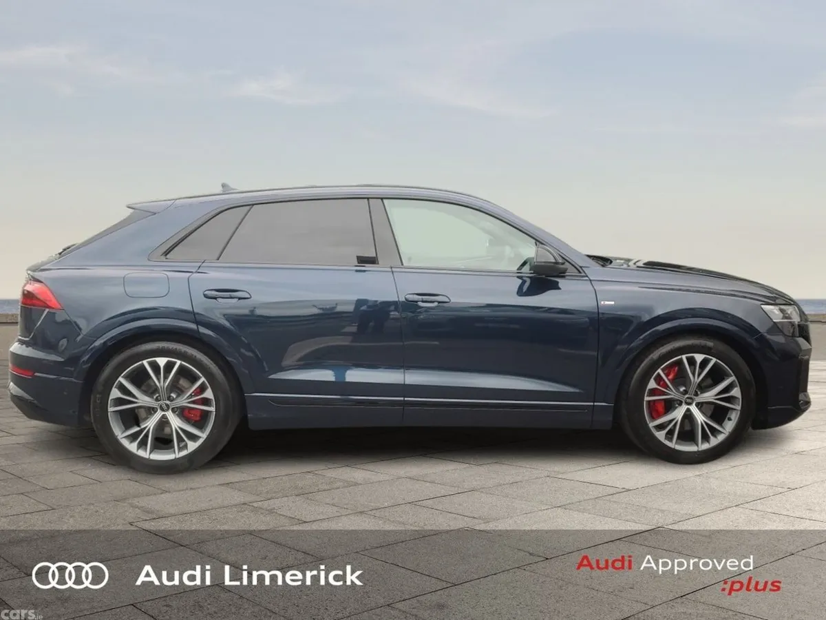 Audi Q8 SUV, Petrol Plug-in Hybrid, 2026, Blue