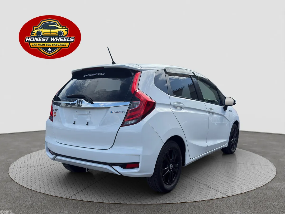 Honda Fit Hatchback, Petrol Hybrid, 2019, White
