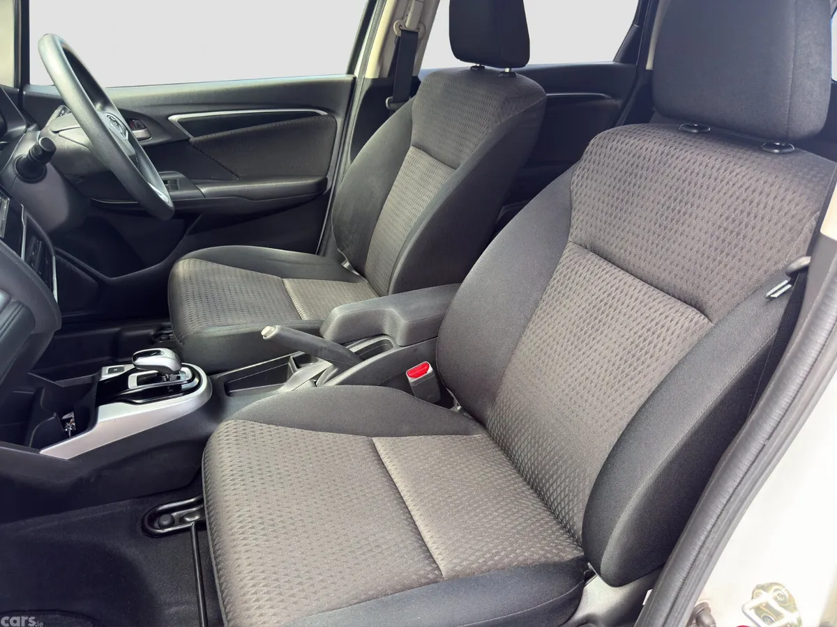 Honda Fit Hatchback, Petrol Hybrid, 2019, White