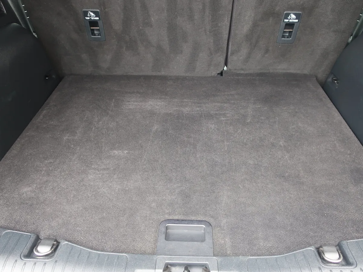 Ford Kuga SUV, Petrol Plug-in Hybrid, 2023, White