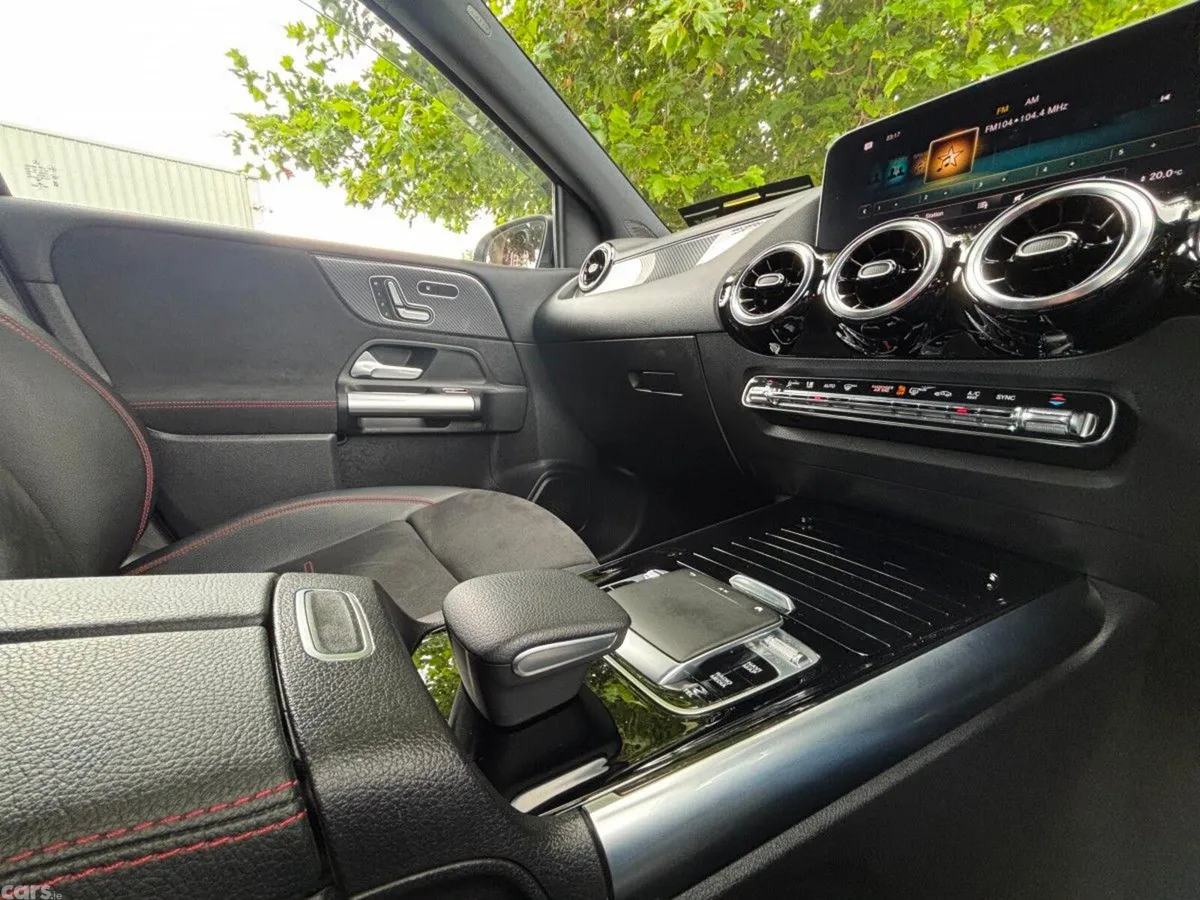 Mercedes-Benz B-Class MPV, Diesel, 2021, Black