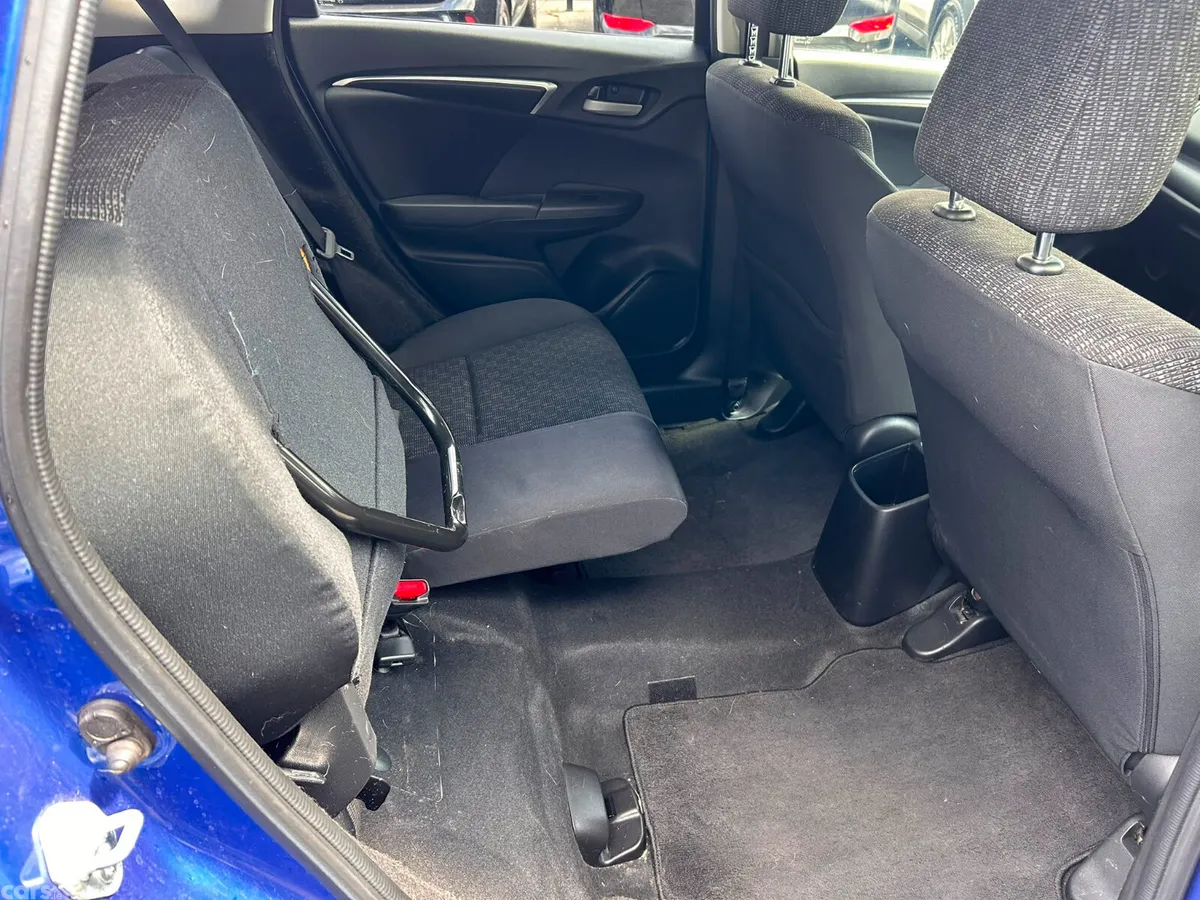 Honda Fit Hatchback, Petrol, 2017, Blue