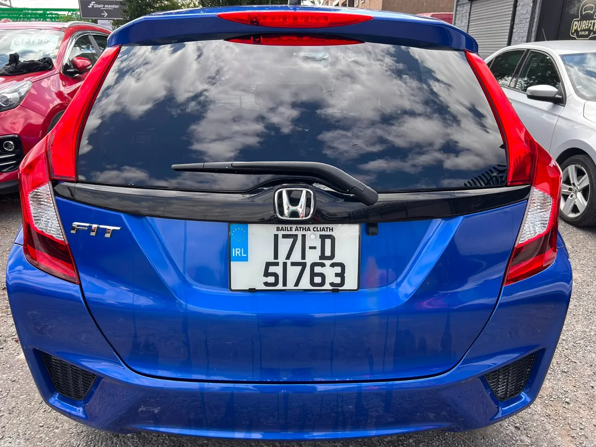 Honda Fit Hatchback, Petrol, 2017, Blue