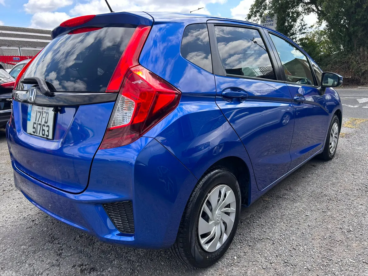 Honda Fit Hatchback, Petrol, 2017, Blue