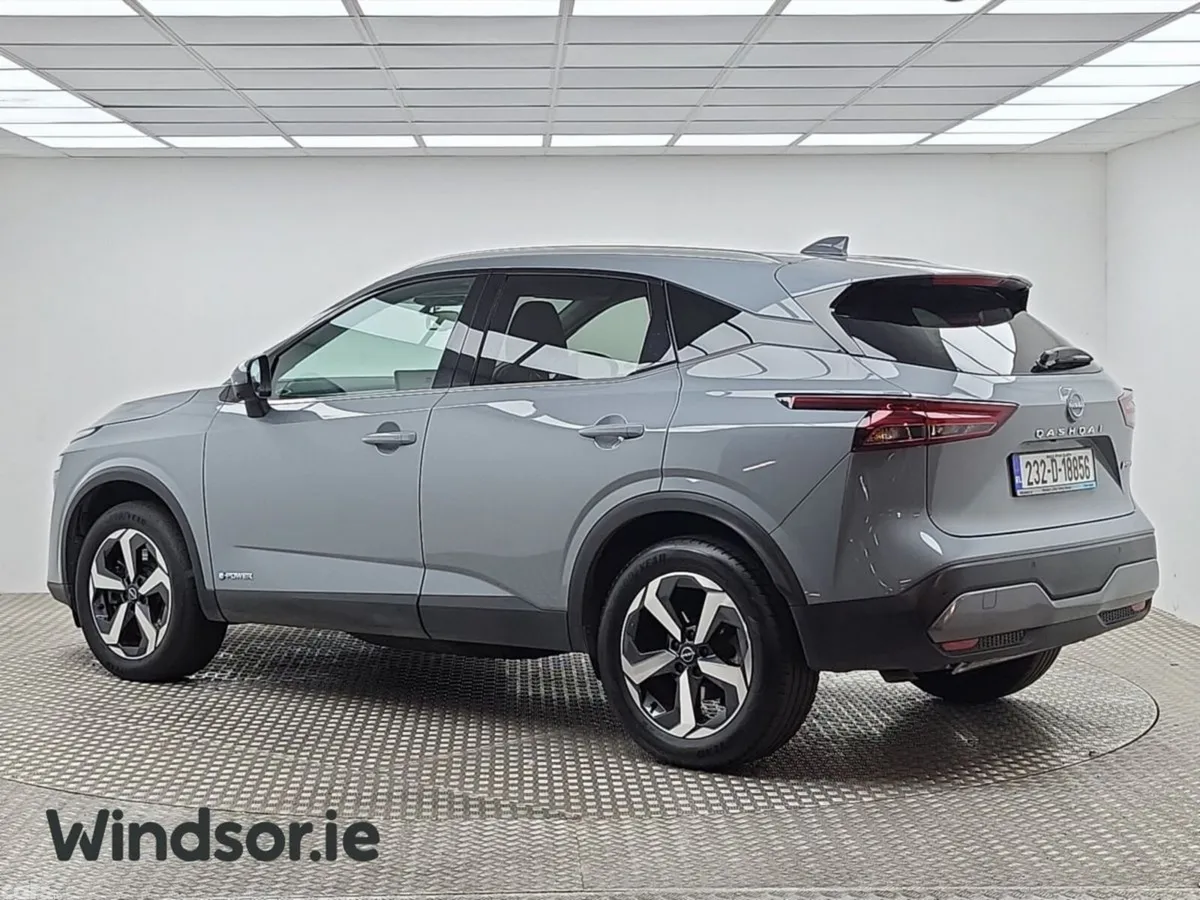 Nissan Qashqai MPV, Petrol Hybrid, 2023, Grey