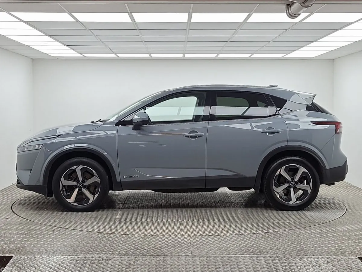 Nissan Qashqai MPV, Petrol Hybrid, 2023, Grey