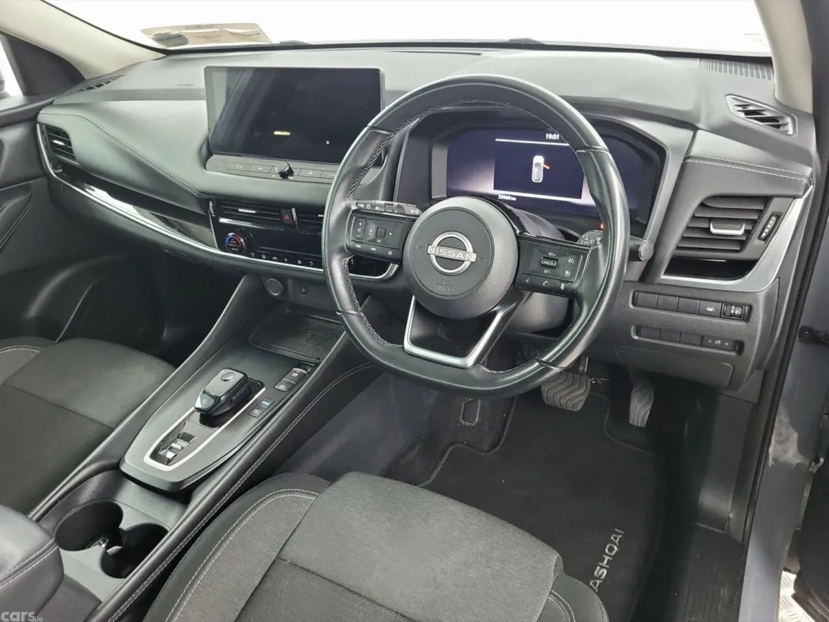 Nissan Qashqai MPV, Petrol Hybrid, 2023, Grey