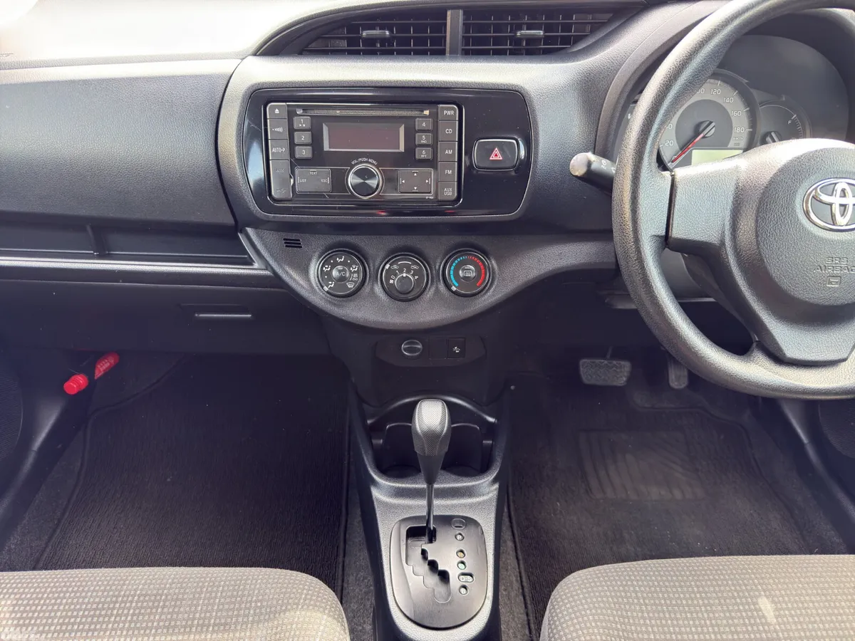 Toyota Vitz Hatchback, Petrol, 2017, Silver