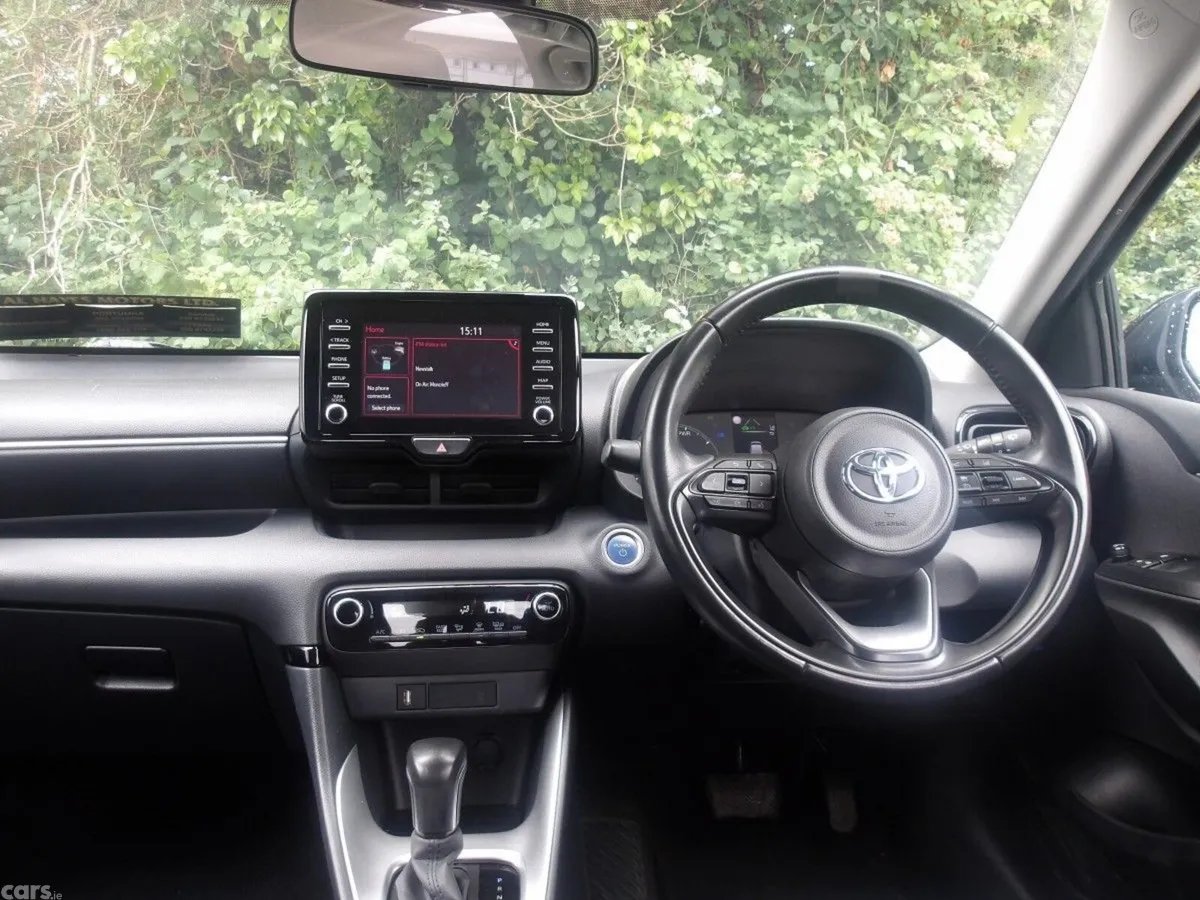 Toyota Yaris Hatchback, Petrol Hybrid, 2023, Black