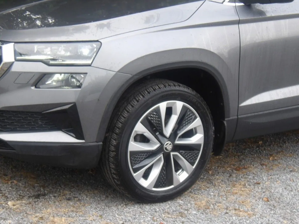 Skoda Karoq SUV, Diesel, 2023, Grey