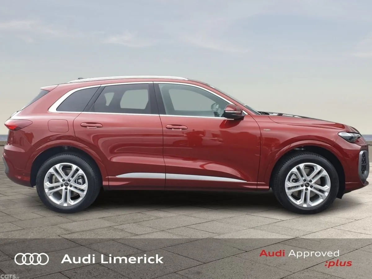 Audi Q5 SUV, Petrol Plug-in Hybrid, 2026, Red