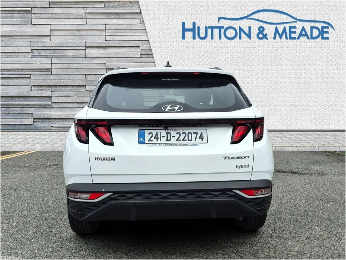 Hyundai Tucson SUV, Petrol Hybrid, 2024, White