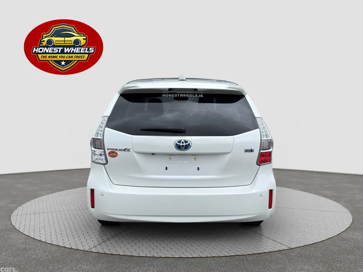 Toyota Prius MPV, Petrol Hybrid, 2013, White