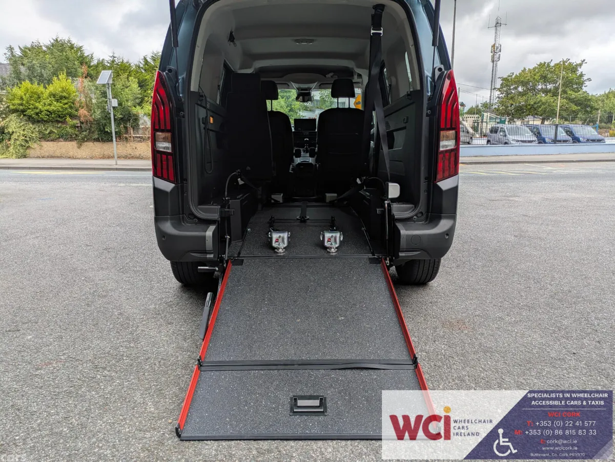 Peugeot Rifter MPV, Diesel, 2025, Blue