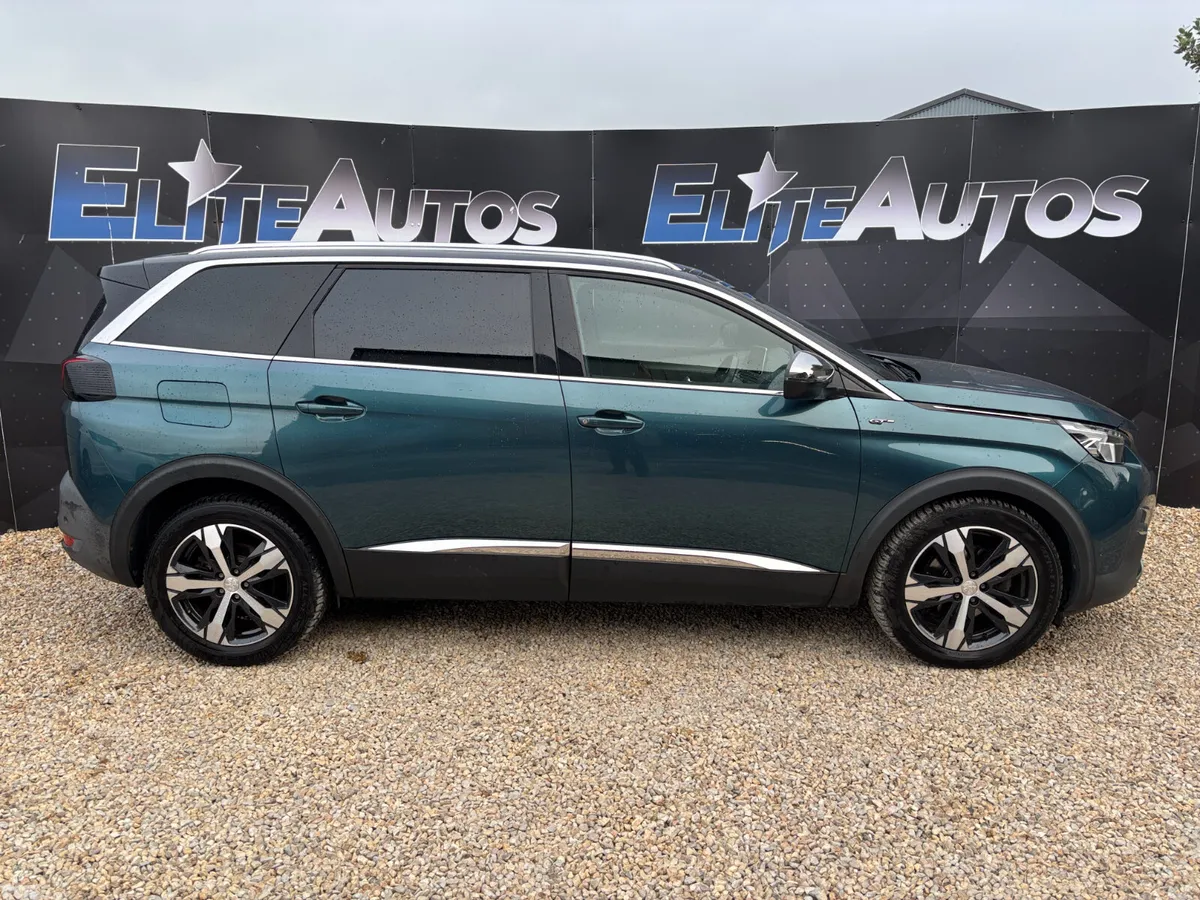 Peugeot 5008 SUV, Diesel, 2018, Green