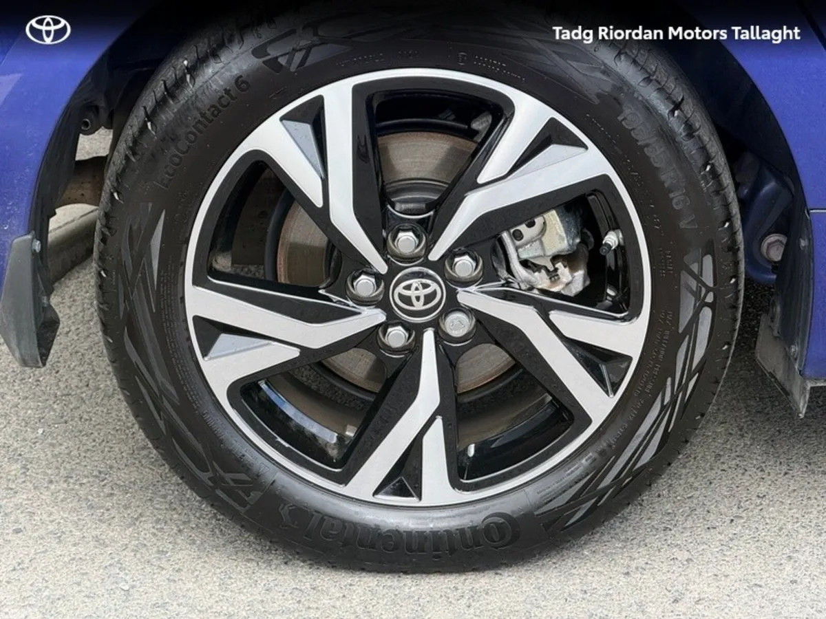 Toyota Yaris Hatchback, Petrol Hybrid, 2025, Blue