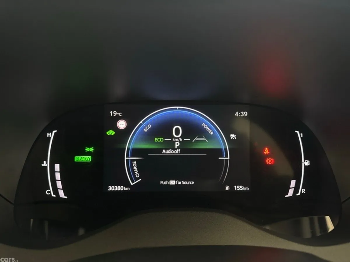 Toyota Yaris Cross SUV, Petrol Hybrid, 2025, Grey