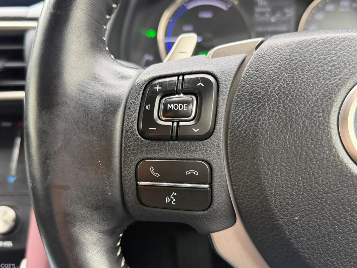 Lexus IS Saloon, Petrol Hybrid, 2018, Silver