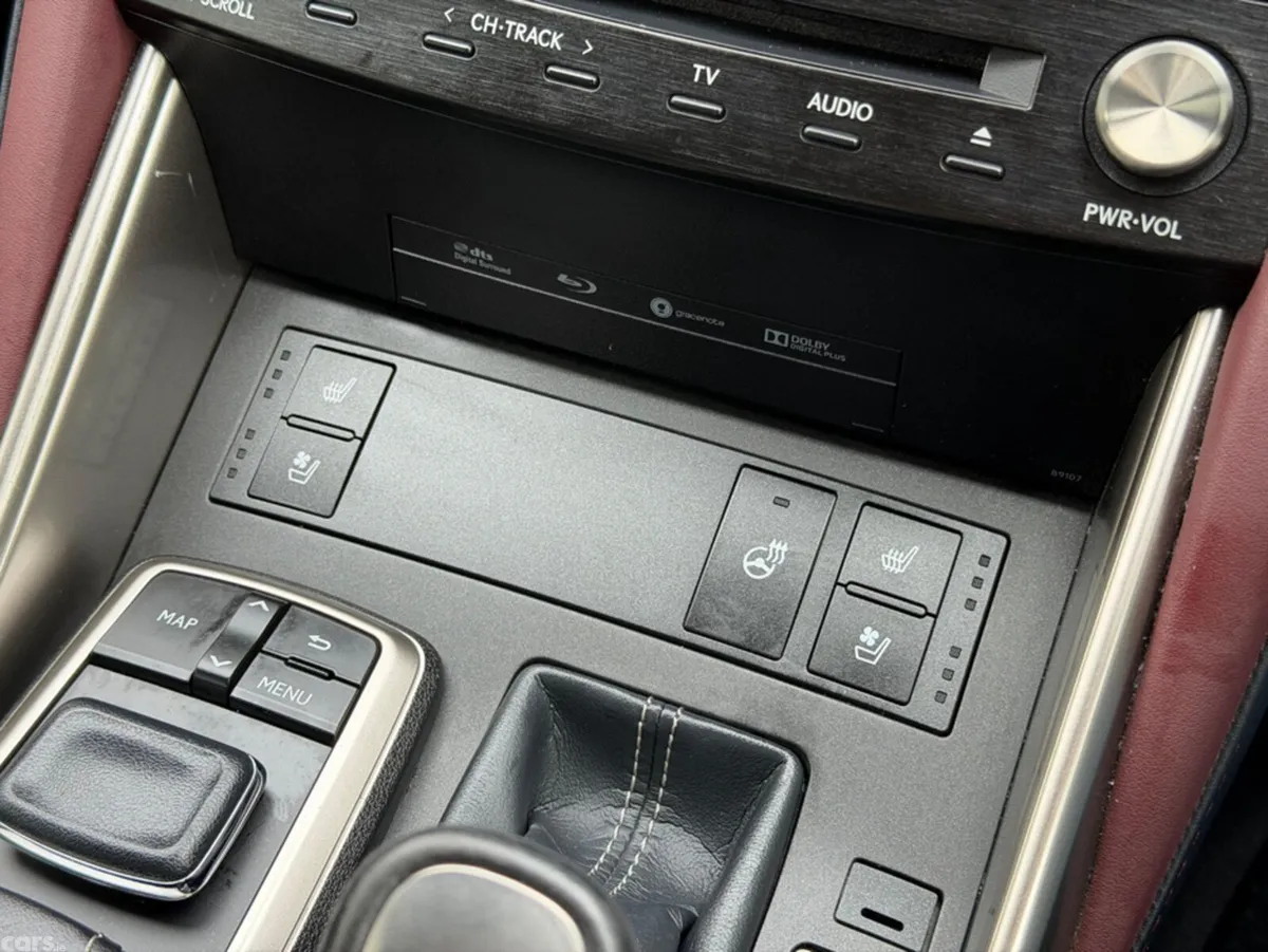Lexus IS Saloon, Petrol Hybrid, 2018, Silver