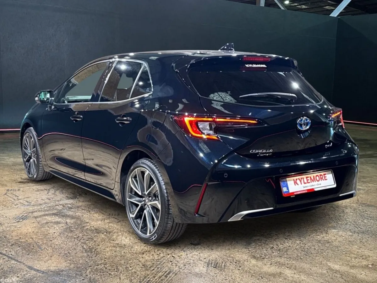 Toyota Corolla Hatchback, Petrol Hybrid, 2025, Black