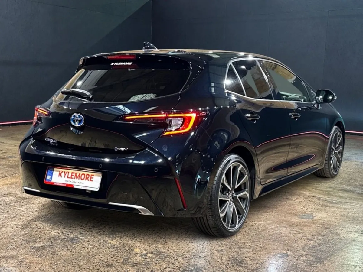 Toyota Corolla Hatchback, Petrol Hybrid, 2025, Black