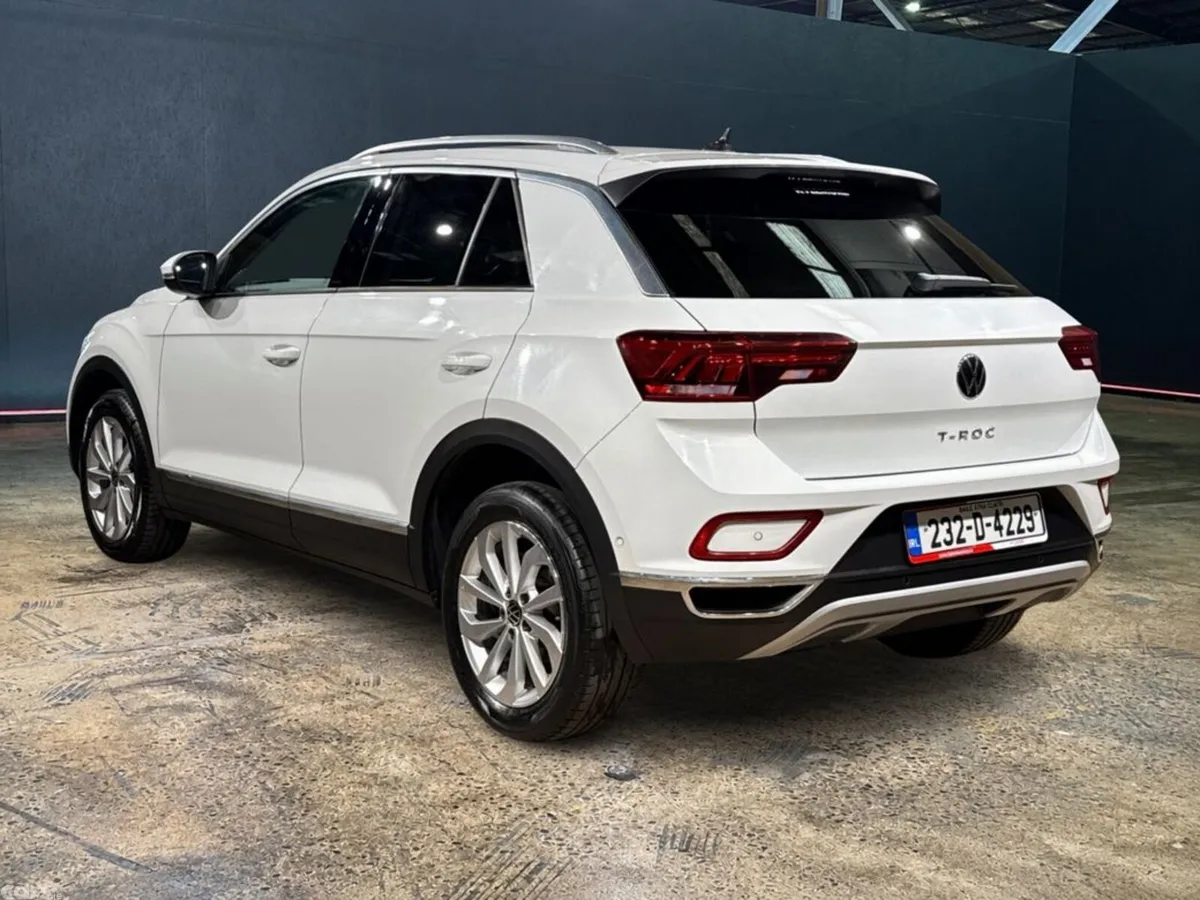 Volkswagen T-Roc SUV, Petrol, 2023, White