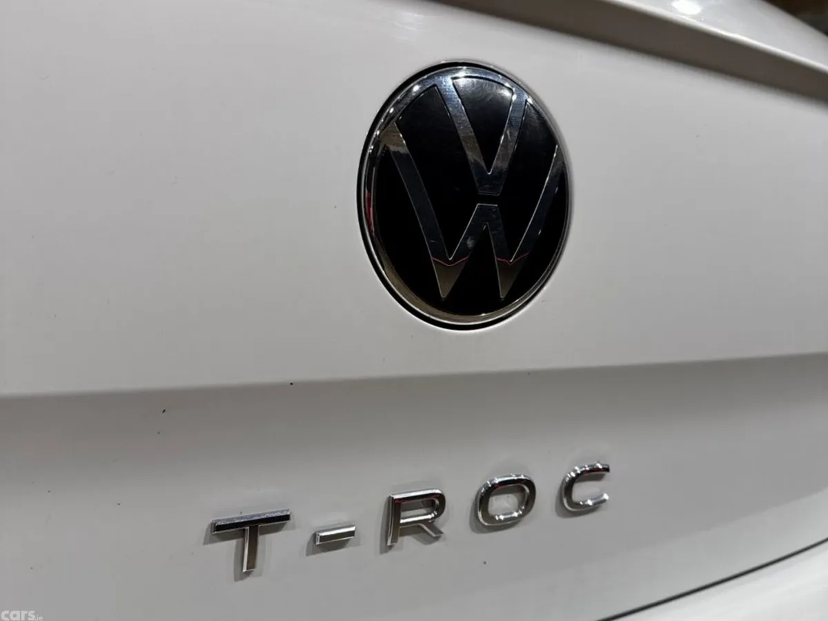 Volkswagen T-Roc SUV, Petrol, 2023, White